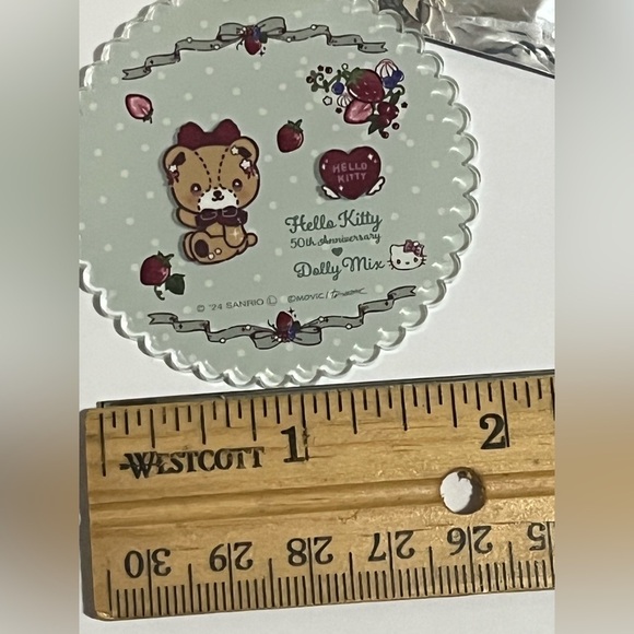 Hello Kitty 50th Anniversary Blind Bag Tiny Chum Acrylic Key Holder - Picture 5 of 6